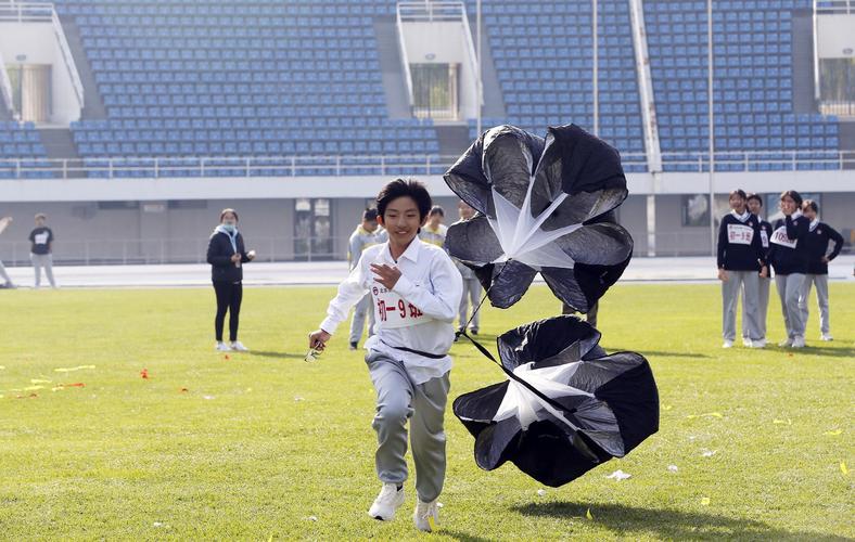 曾凡博在这 曾凡博在这